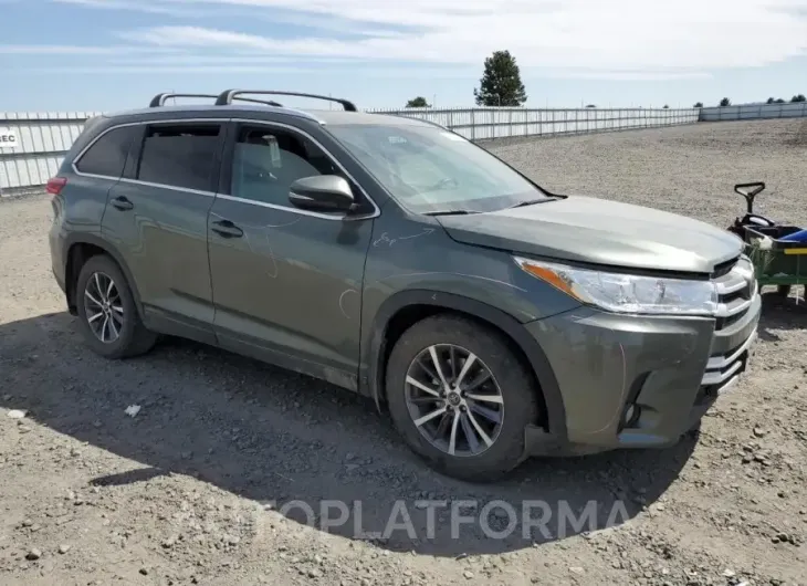 TOYOTA HIGHLANDER 2017 vin 5TDJZRFH3HS415222 from auto auction Copart