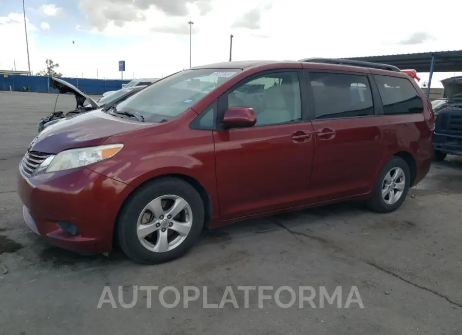 TOYOTA SIENNA LE 2017 vin 5TDKZ3DC6HS847697 from auto auction Copart