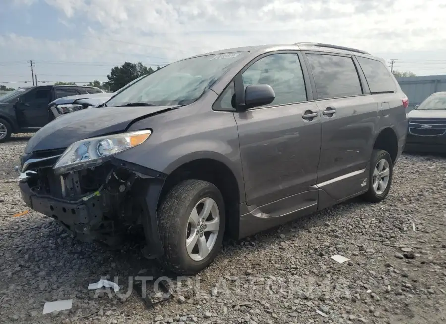 TOYOTA SIENNA LE 2019 vin 5TDKZ3DCXKS010118 from auto auction Copart