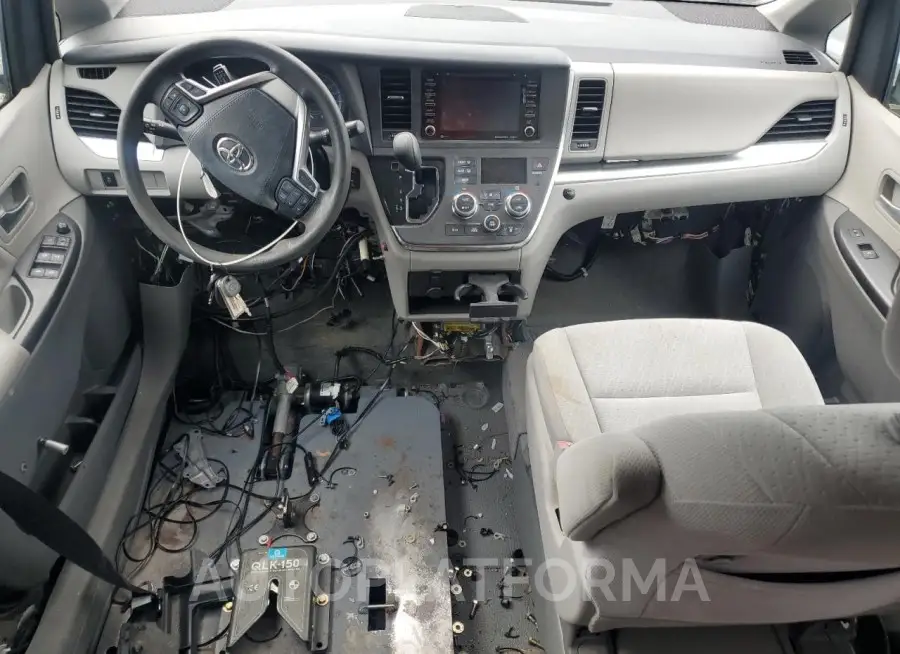 TOYOTA SIENNA LE 2019 vin 5TDKZ3DCXKS010118 from auto auction Copart