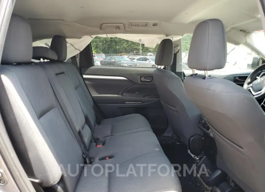 TOYOTA HIGHLANDER 2019 vin 5TDZARFH3KS057234 from auto auction Copart