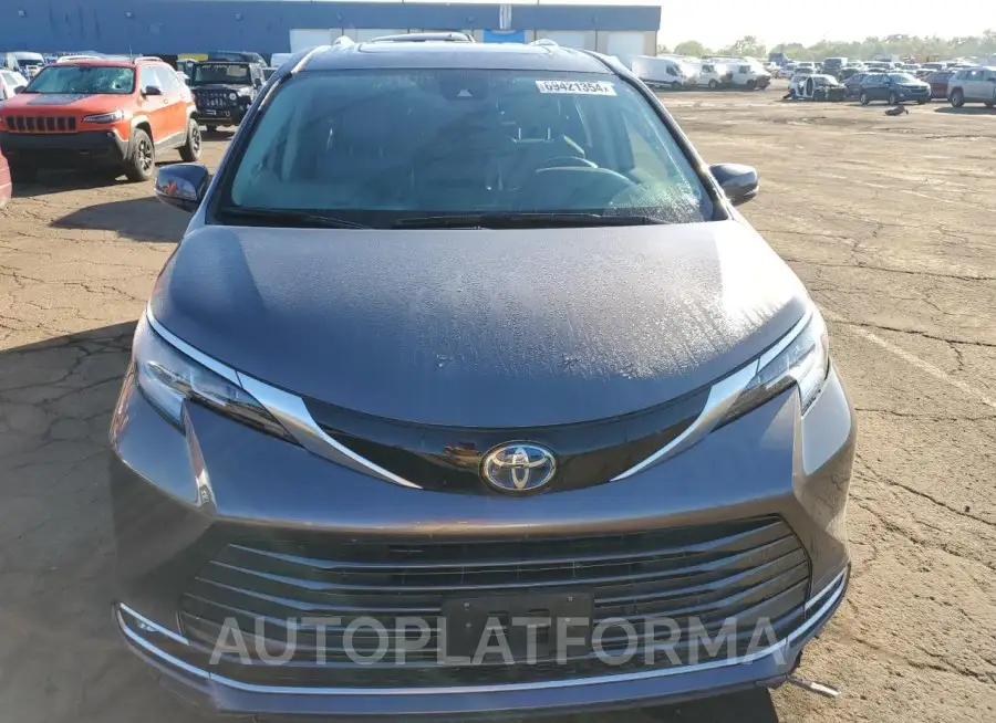 TOYOTA SIENNA LIM 2022 vin 5TDZSKFC2NS048389 from auto auction Copart