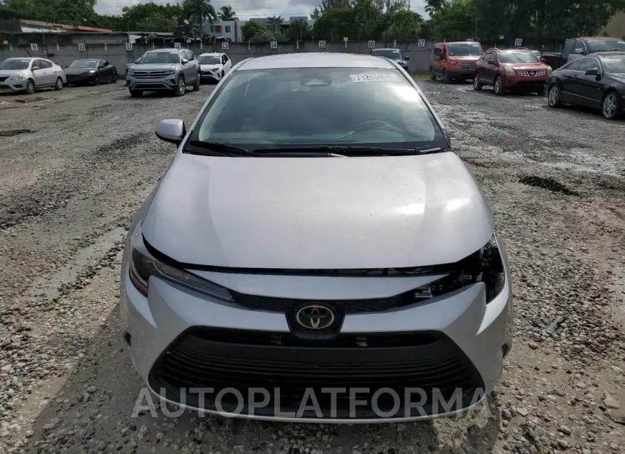 TOYOTA COROLLA LE 2024 vin 5YFB4MDE0RP195451 from auto auction Copart