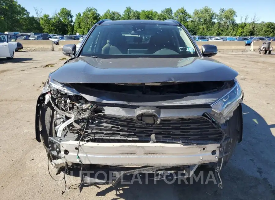 TOYOTA RAV4 XLE 2021 vin JTMRWRFVXMD133893 from auto auction Copart