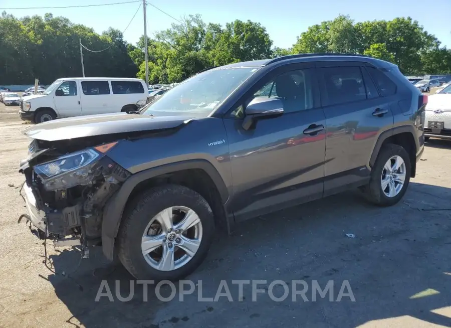 TOYOTA RAV4 XLE 2021 vin JTMRWRFVXMD133893 from auto auction Copart