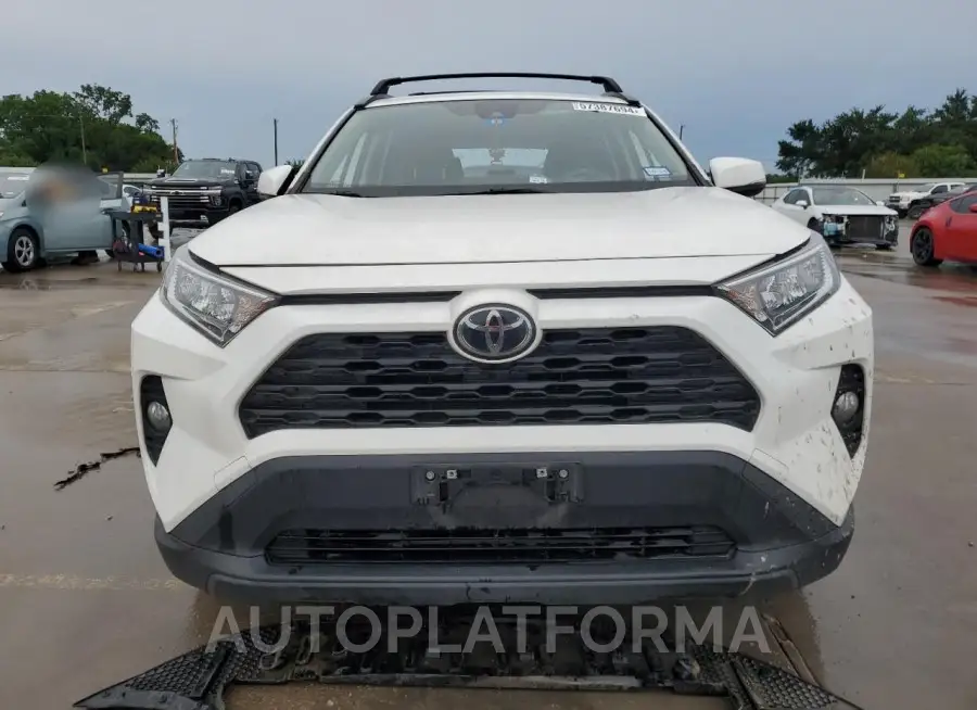 TOYOTA RAV4 XLE 2021 vin JTMW1RFV3MD071772 from auto auction Copart