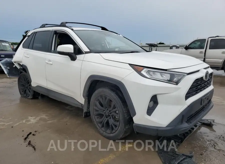 TOYOTA RAV4 XLE 2021 vin JTMW1RFV3MD071772 from auto auction Copart