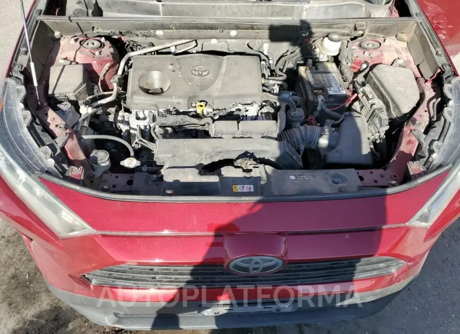 TOYOTA RAV4 XLE 2019 vin JTMW1RFV4KJ014642 from auto auction Copart