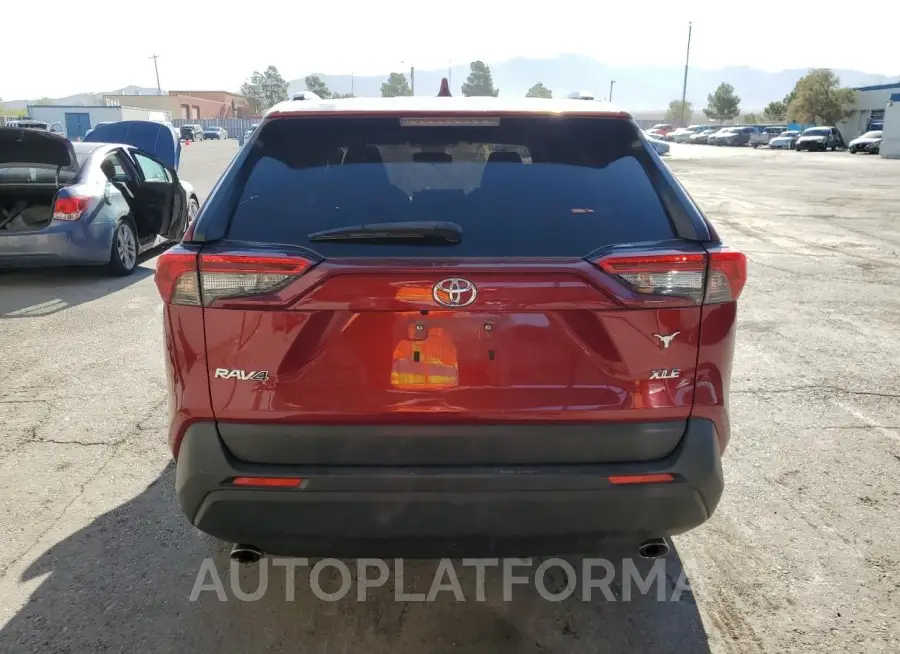 TOYOTA RAV4 XLE 2019 vin JTMW1RFV4KJ014642 from auto auction Copart