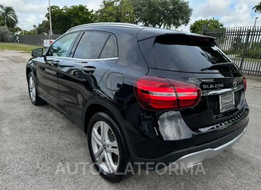 MERCEDES-BENZ GLA 250 2020 vin W1NTG4EB3LJ702637 from auto auction Copart