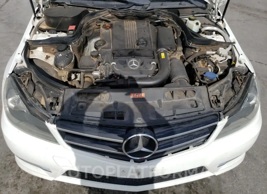 MERCEDES-BENZ C 250 2015 vin WDDGJ4HB0FG384392 from auto auction Copart