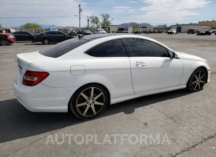 MERCEDES-BENZ C 250 2015 vin WDDGJ4HB0FG384392 from auto auction Copart