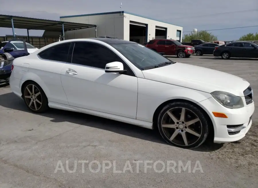 MERCEDES-BENZ C 250 2015 vin WDDGJ4HB0FG384392 from auto auction Copart