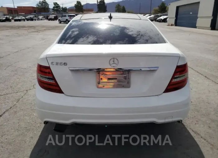 MERCEDES-BENZ C 250 2015 vin WDDGJ4HB0FG384392 from auto auction Copart