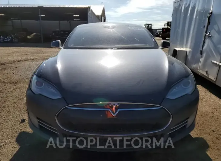 TESLA MODEL S 2015 vin 5YJSA1E23FF118592 from auto auction Copart