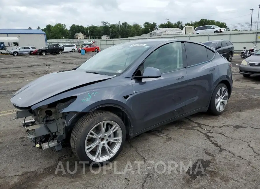 TESLA MODEL Y 2021 vin 5YJYGDED4MF103883 from auto auction Copart