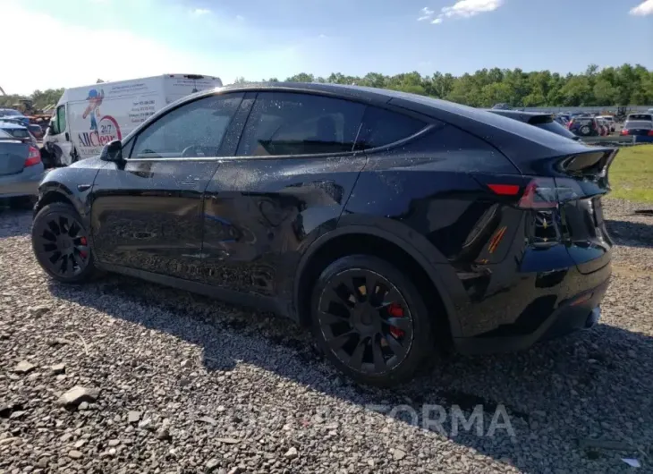 TESLA MODEL Y 2022 vin 7SAYGDEE0NF322658 from auto auction Copart