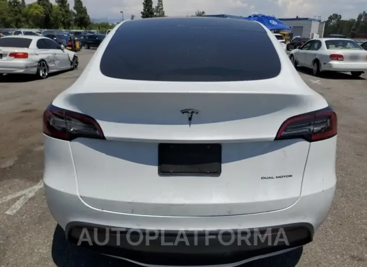 TESLA MODEL Y 2022 vin 7SAYGDEE6NF315276 from auto auction Copart