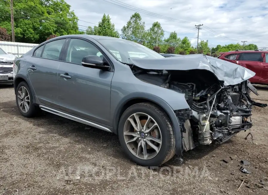 VOLVO S60 CROSS 2016 vin YV4612UM6G2001097 from auto auction Copart