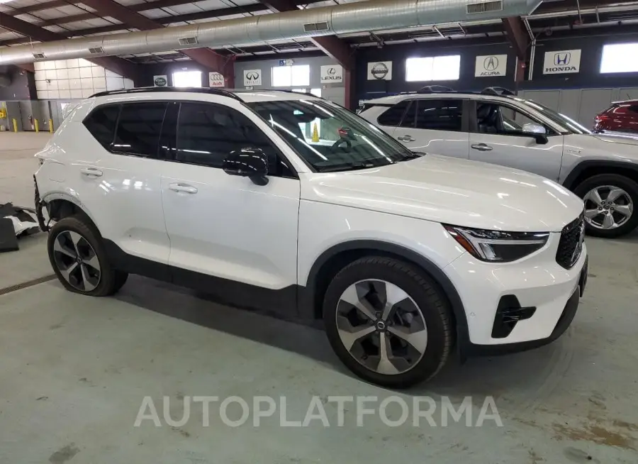 VOLVO XC40 PLUS 2023 vin YV4L12UW2P2915500 from auto auction Copart