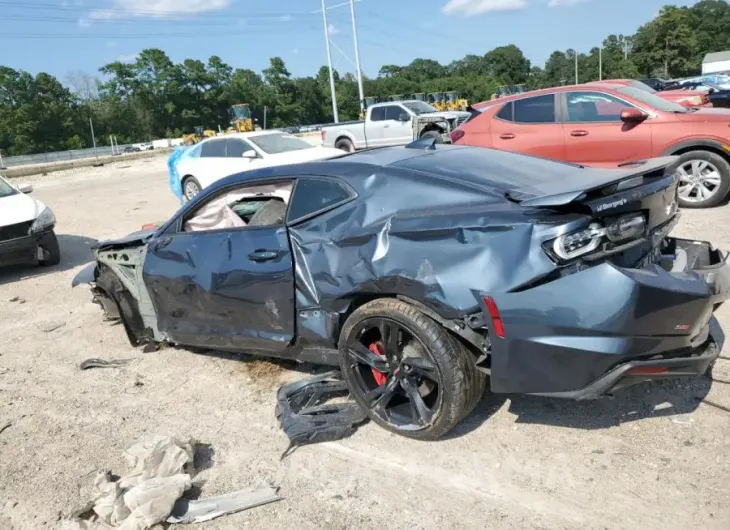 CHEVROLET CAMARO LT1 2023 vin 1G1FF1R77P0153637 from auto auction Copart