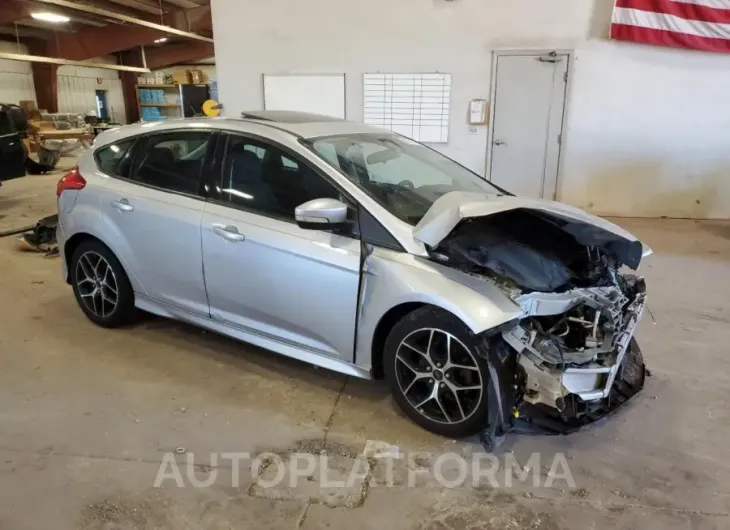 FORD FOCUS SE 2016 vin 1FADP3K24GL215814 from auto auction Copart