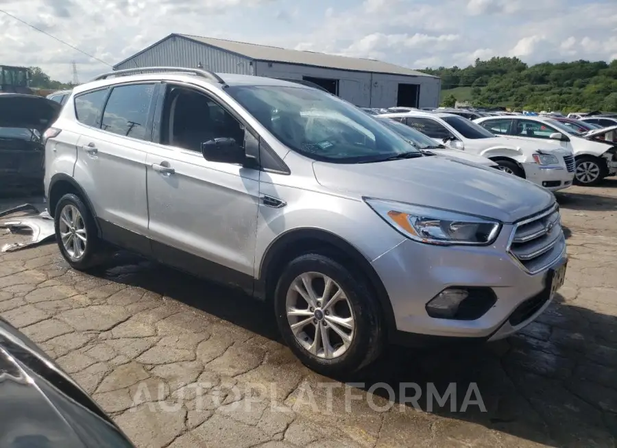 FORD ESCAPE SE 2018 vin 1FMCU9GDXJUA49825 from auto auction Copart