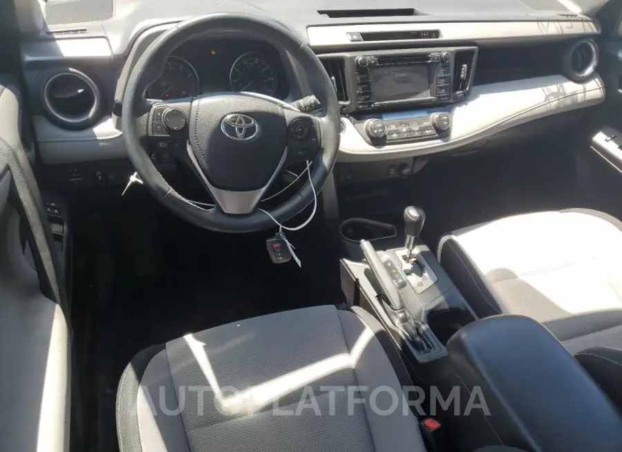 TOYOTA RAV4 XLE 2017 vin 2T3RFREV8HW689677 from auto auction Copart