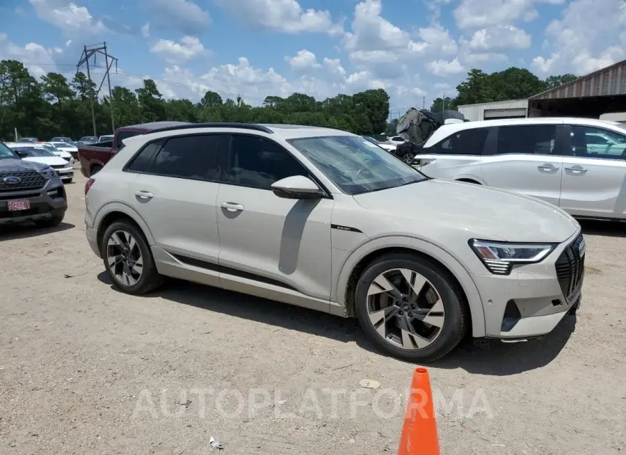 AUDI E-TRON PRE 2022 vin WA1AAAGE0NB012499 from auto auction Copart