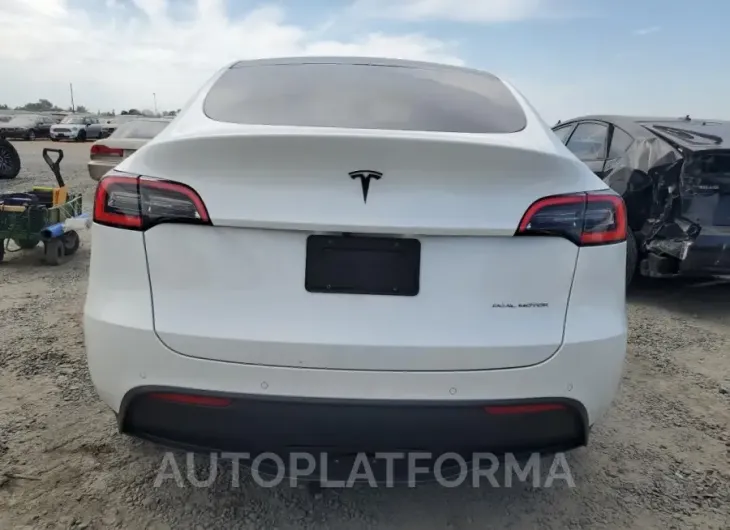 TESLA MODEL Y 2020 vin 5YJYGDEE9LF030808 from auto auction Copart