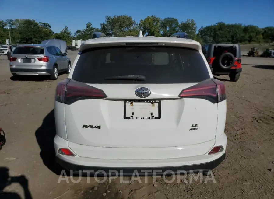 TOYOTA RAV4 LE 2018 vin 2T3BFREV0JW848425 from auto auction Copart