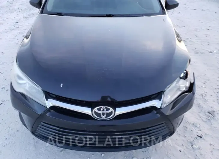 TOYOTA CAMRY LE 2015 vin 4T1BF1FKXFU892681 from auto auction Copart