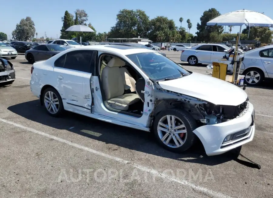 VOLKSWAGEN JETTA SEL 2017 vin 3VWL17AJ4HM211167 from auto auction Copart