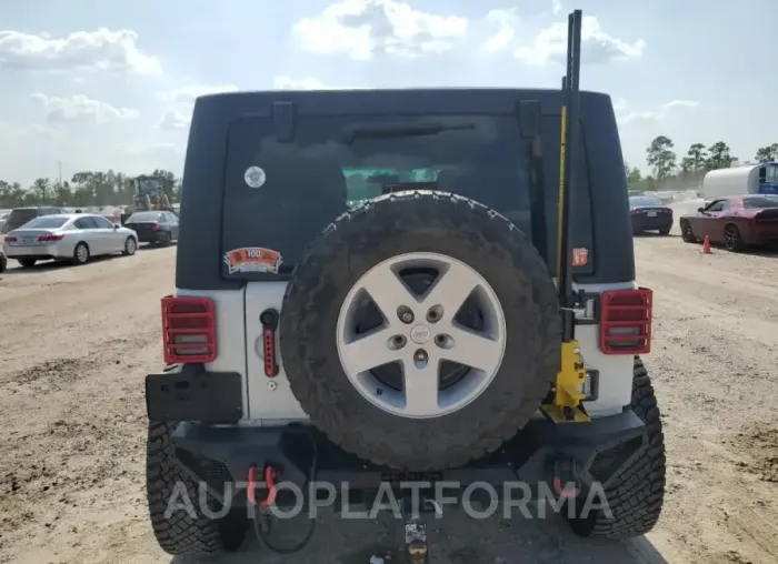 JEEP WRANGLER U 2017 vin 1C4BJWDG2HL618429 from auto auction Copart