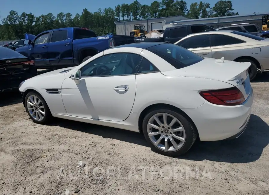 MERCEDES-BENZ SLC 300 2019 vin WDDPK3JA4KF160437 from auto auction Copart