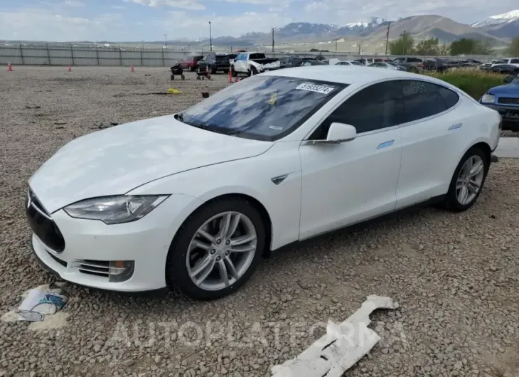 TESLA MODEL S 2015 vin 5YJSA1E27FF113931 from auto auction Copart