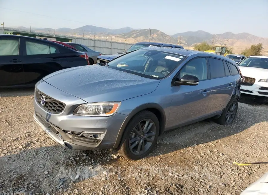 VOLVO V60 CROSS 2017 vin YV440MWM7H1038427 from auto auction Copart