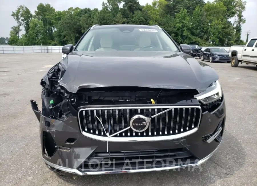 VOLVO XC60 PLUS 2023 vin YV4L12DNXP1337157 from auto auction Copart