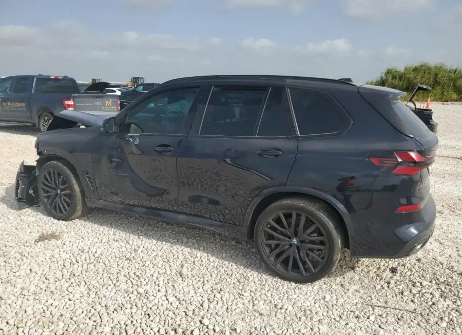 BMW X5 XDRIVE4 2025 vin 5UX23EU05S9W59499 from auto auction Copart