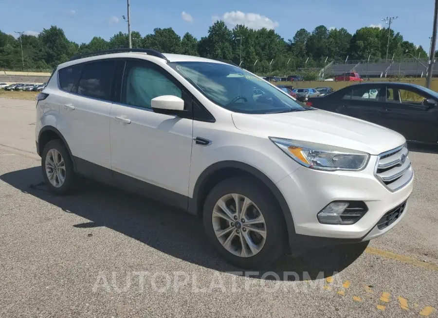 FORD ESCAPE SE 2018 vin 1FMCU9GD0JUA34069 from auto auction Copart