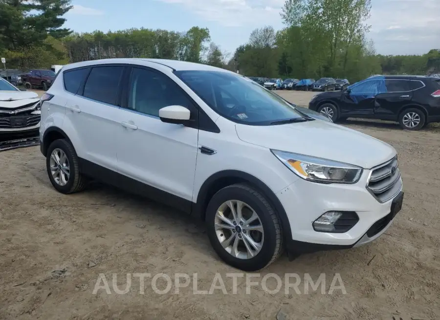 FORD ESCAPE SE 2017 vin 1FMCU9GD9HUA29902 from auto auction Copart