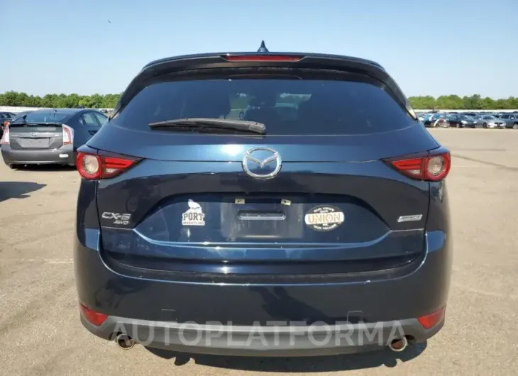 MAZDA CX-5 GRAND 2017 vin JM3KFBDL9H0206153 from auto auction Copart