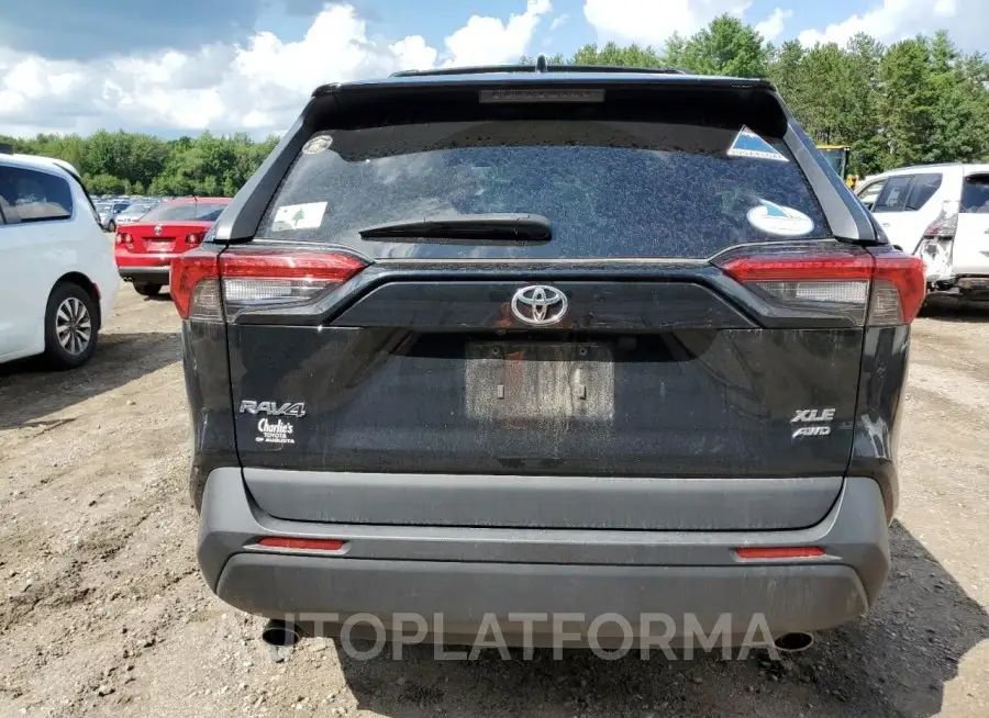 TOYOTA RAV4 XLE 2021 vin 2T3P1RFV2MC202229 from auto auction Copart