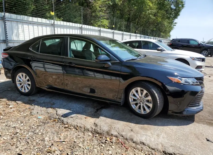 TOYOTA CAMRY L 2018 vin 4T1B11HK7JU503368 from auto auction Copart