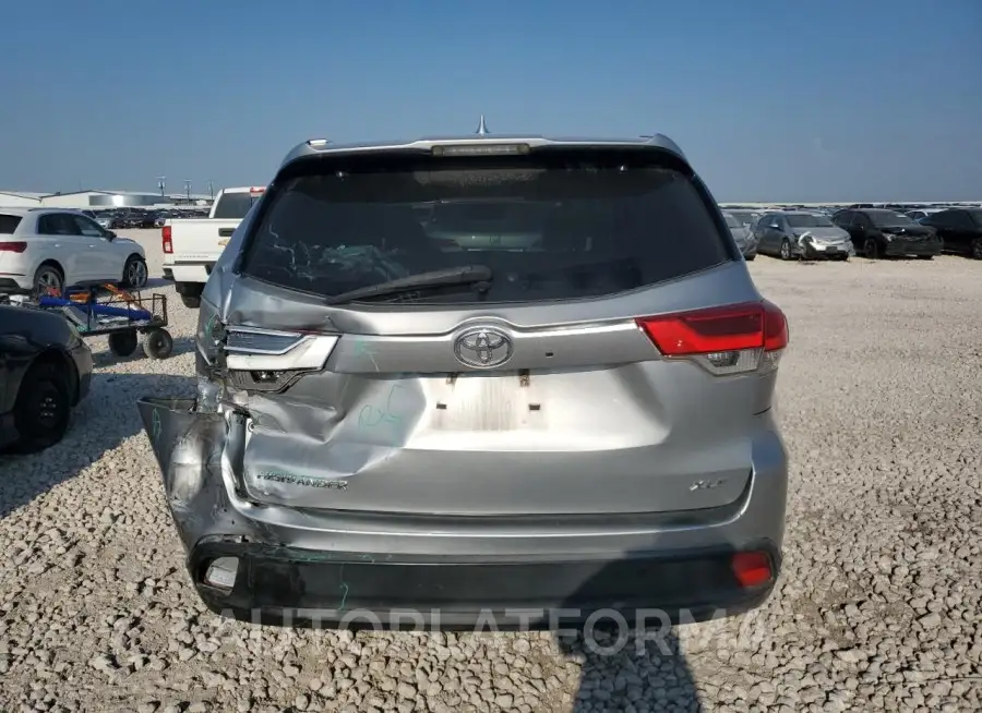 TOYOTA HIGHLANDER 2017 vin 5TDKZRFH9HS192690 from auto auction Copart