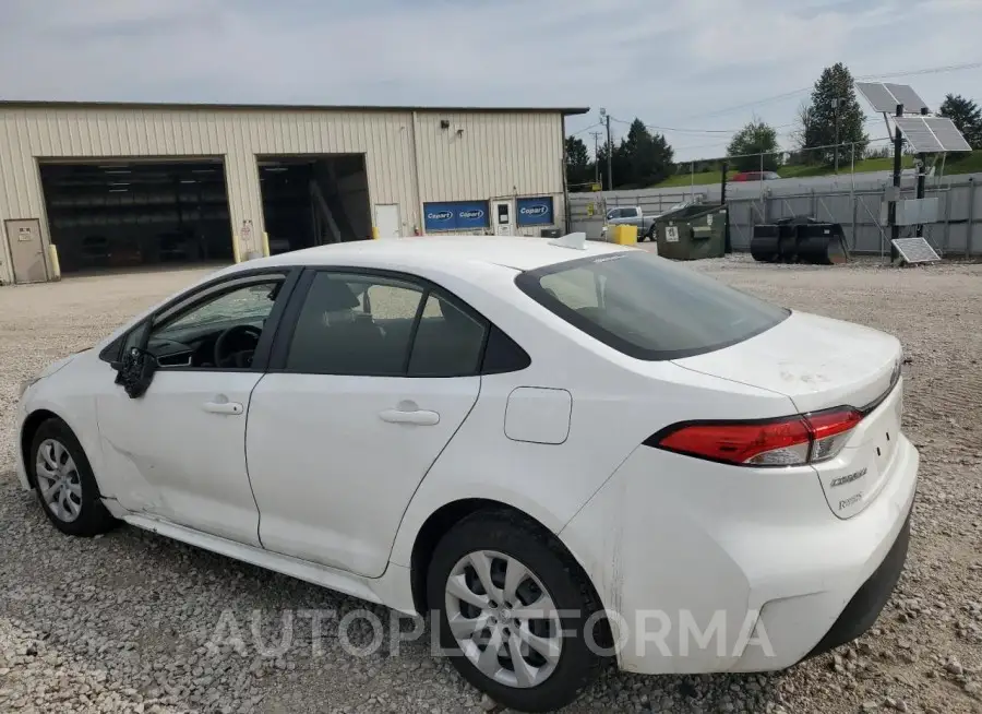 TOYOTA COROLLA LE 2024 vin JTDBCMFE4R3029538 from auto auction Copart