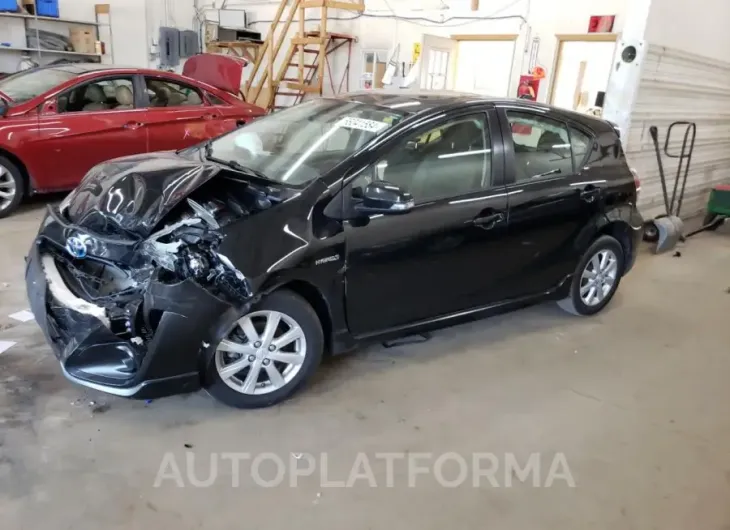 TOYOTA Prius c 2017 vin JTDKDTB33H1595891 from auto auction Copart