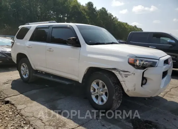 TOYOTA 4RUNNER SR 2019 vin JTEBU5JR5K5668093 from auto auction Copart