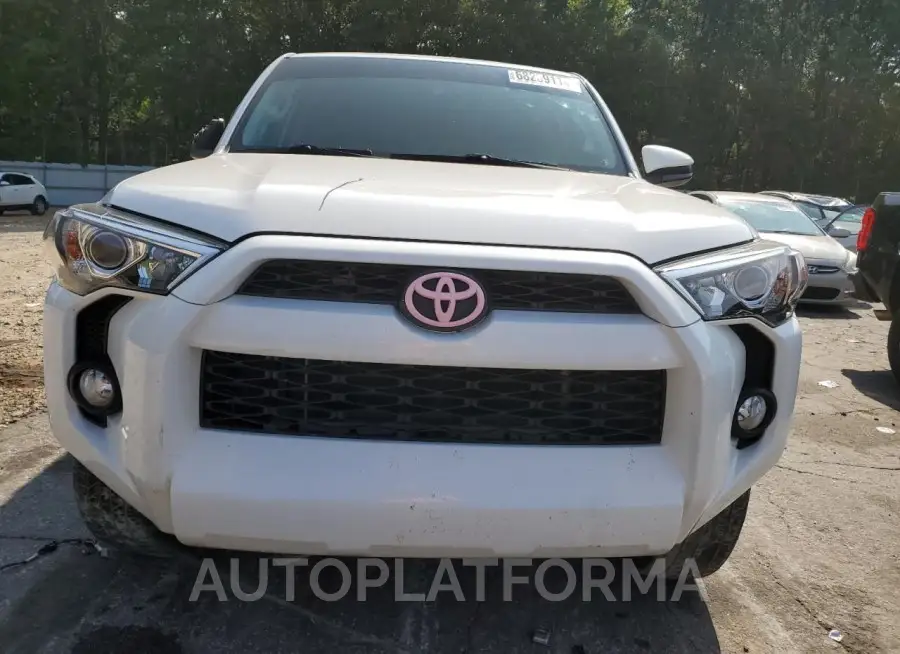 TOYOTA 4RUNNER SR 2019 vin JTEBU5JR5K5668093 from auto auction Copart