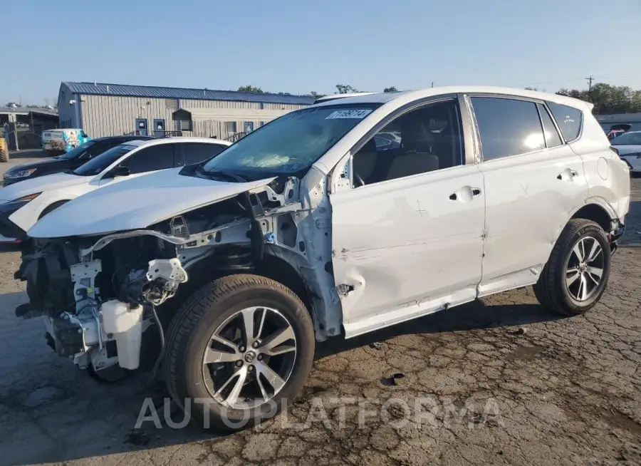 TOYOTA RAV4 XLE 2016 vin JTMRFREV0GJ080354 from auto auction Copart